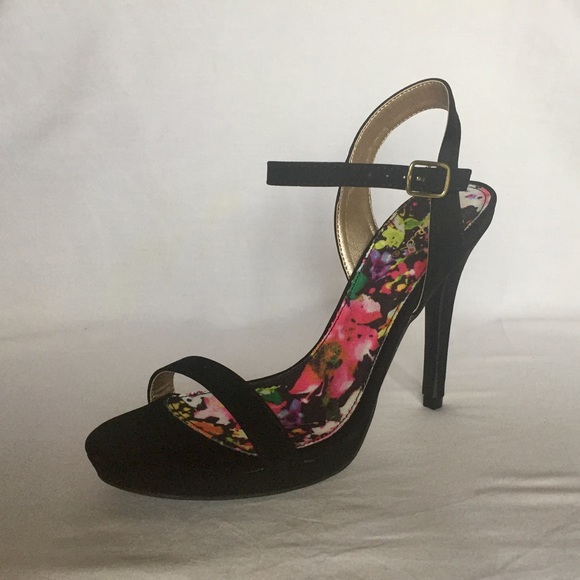 Black suede strappy heels - size 8 - never worn - Picture 1 of 7